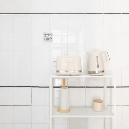 Cool Apartment Near Alfama Lisbona Esterno foto